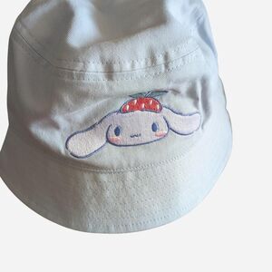 Sanrio Women's Blue and White Hat